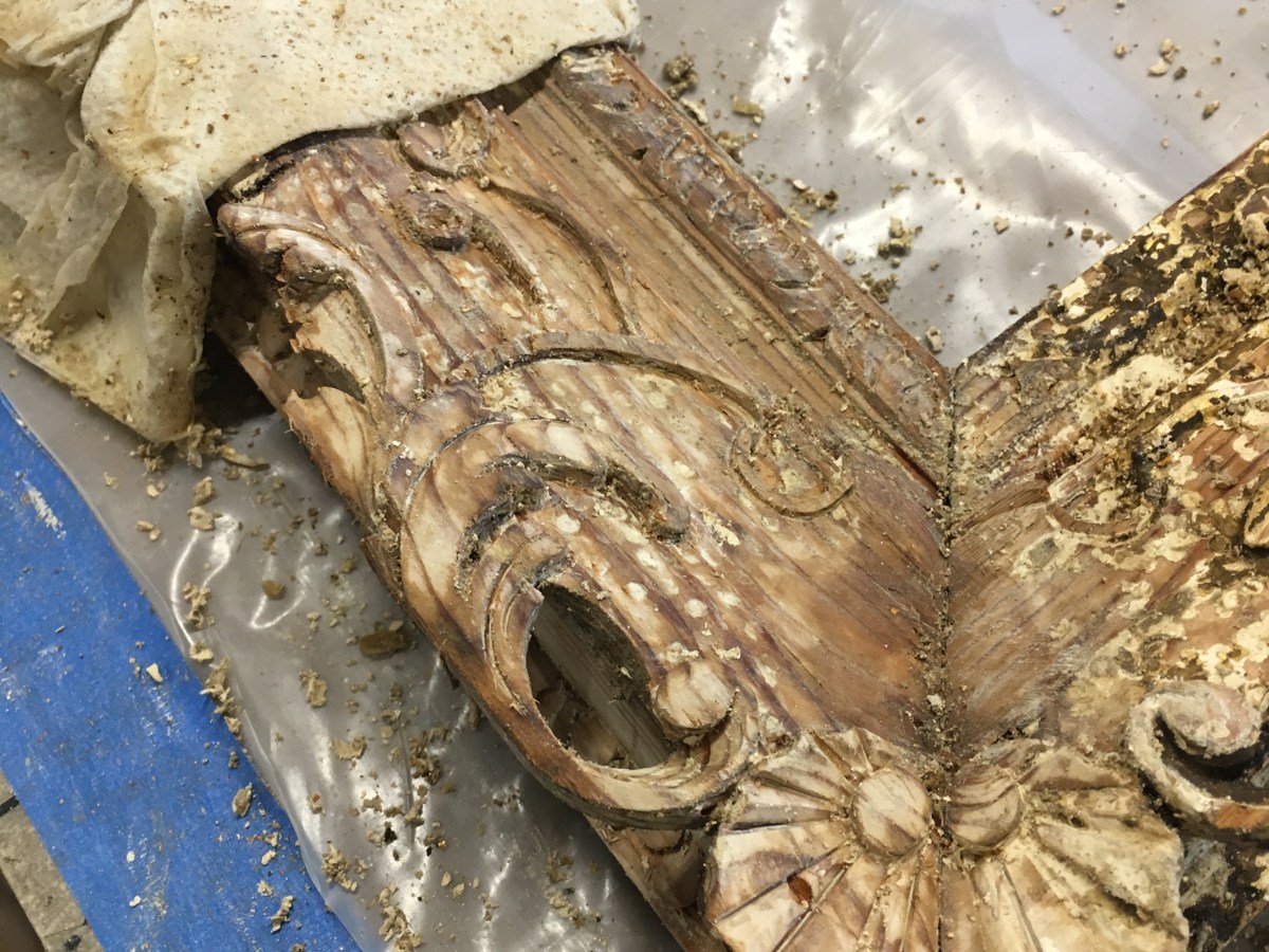 Otis House Portrait Frames